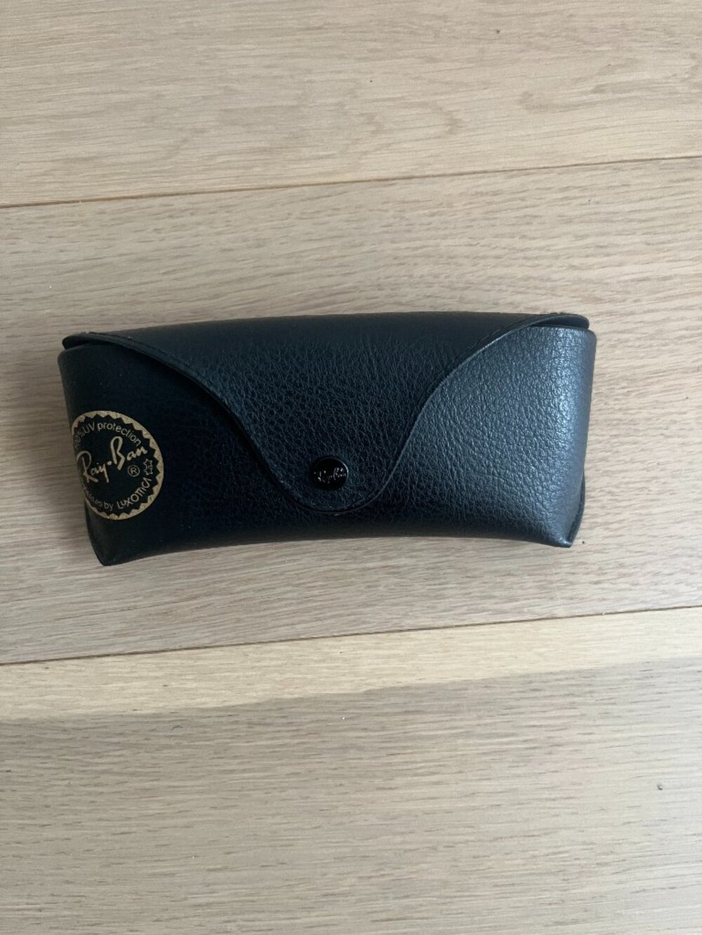 Ray-ban Sunglasses Case Soft Shell Travel Carrier (Used Only Once)